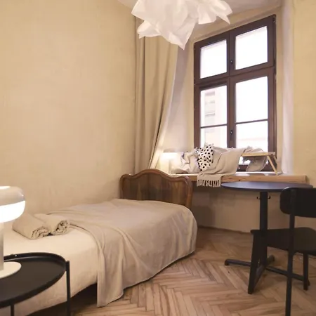 Apartament Charming / Old Town Center *