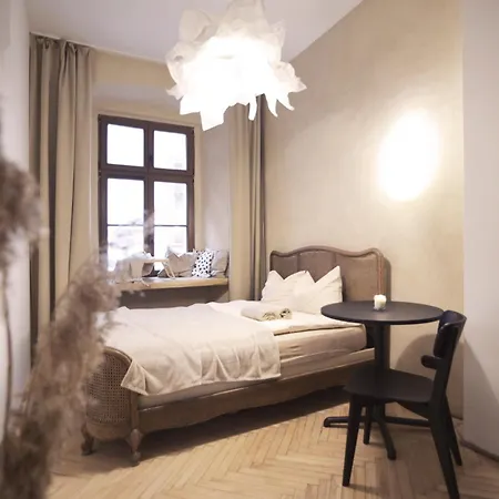 Charming / Old Town Center Apartament *